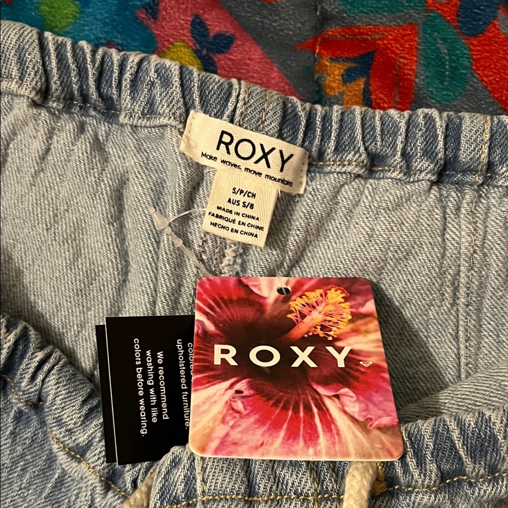 NWT ROXY Cotton Blend Light Blue Summery Jean Shorts with Drawstring Size S - Picture 4 of 12
